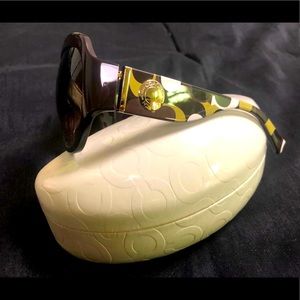 Coach glasses comes in original case